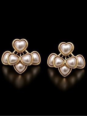 “Tiered Pearl Hearts” Radiate Burst Cluster Layered Romance Love Gold Ear Jacket